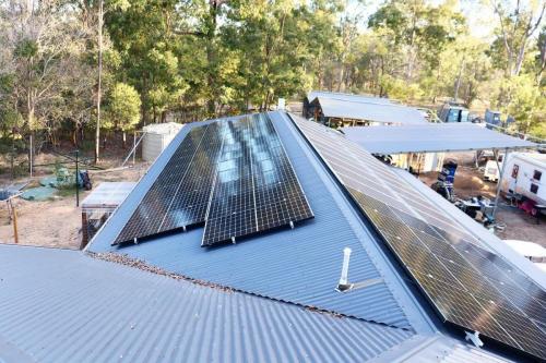 EnergySolutionCentre Redback Fronius 3Phase 14.5kW Residential Solar Panels MountHallen GoldCoast  Brisbane Solar Residential 7-